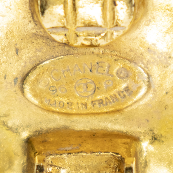 Chanel Small CC Round Clip On Earrings - Picture 3 of 3